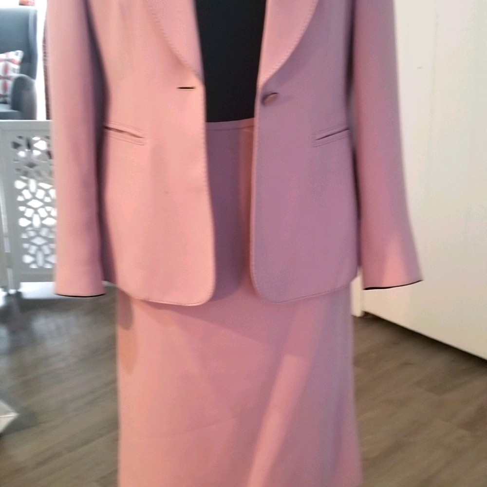 2 piece skirt suit